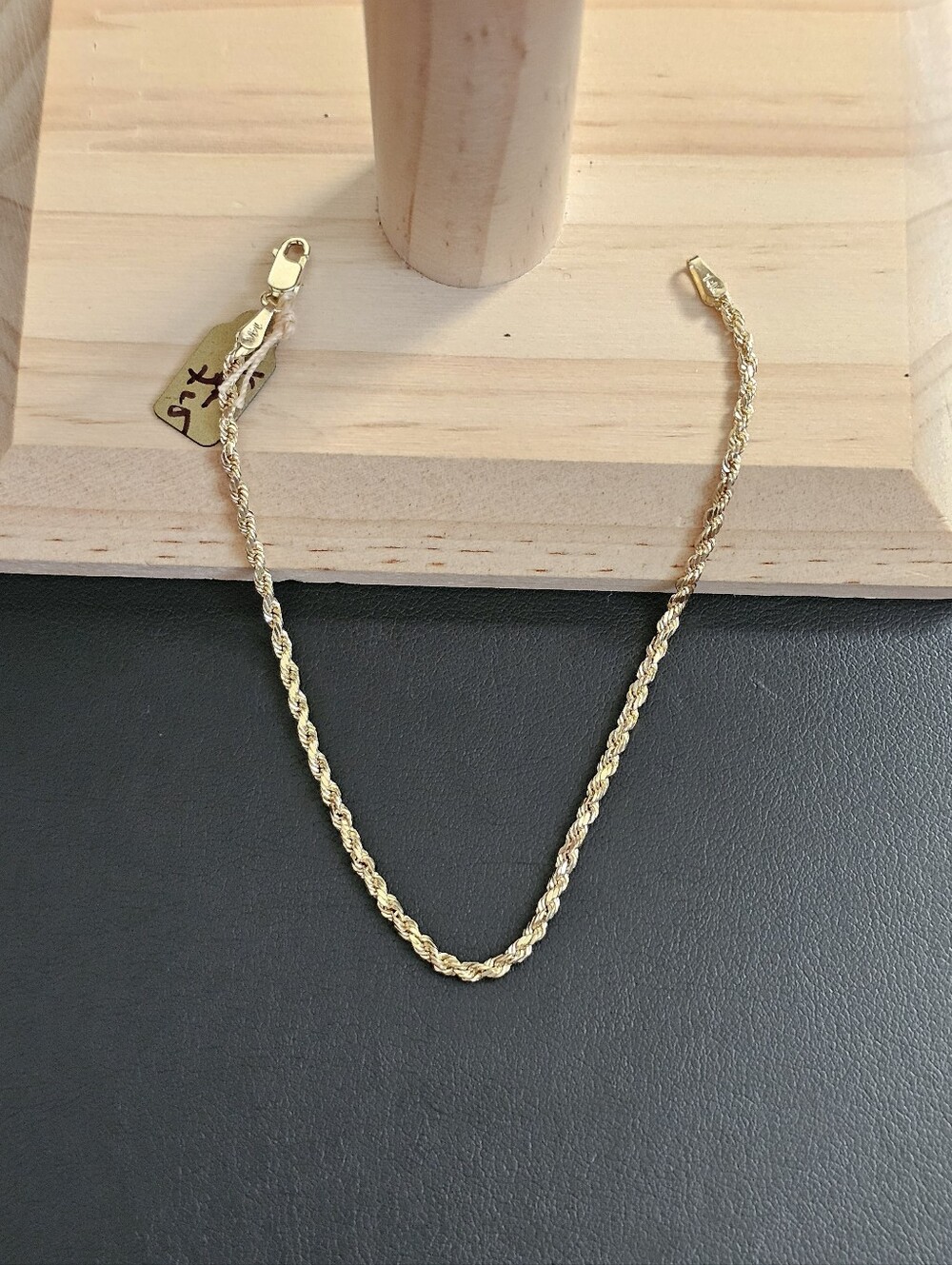 14k Gold Bracelet 7.25 Inch